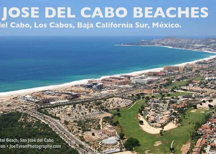 One Or 2 Bedrooms With Lock Off In Apartment San Jose del Cabo