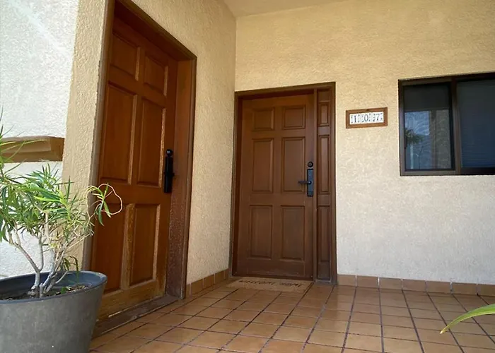 Apartment One Or 2 Bedrooms With Lock Off In